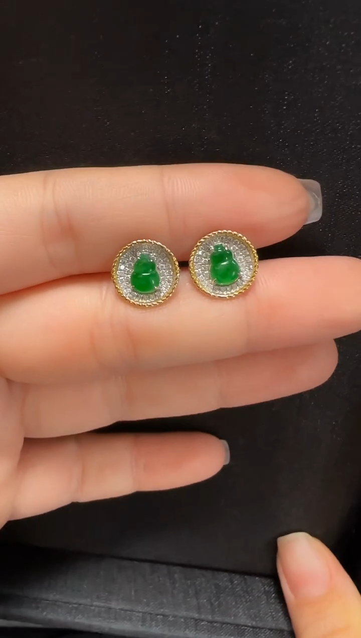 【闪购商品】翡翠耳饰18K金镶嵌427葫芦一对