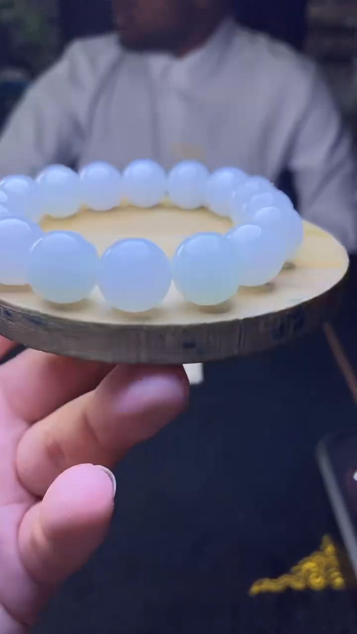 定制翡翠未镶嵌天然缅甸A货翡翠，多样性发货，拍一发一