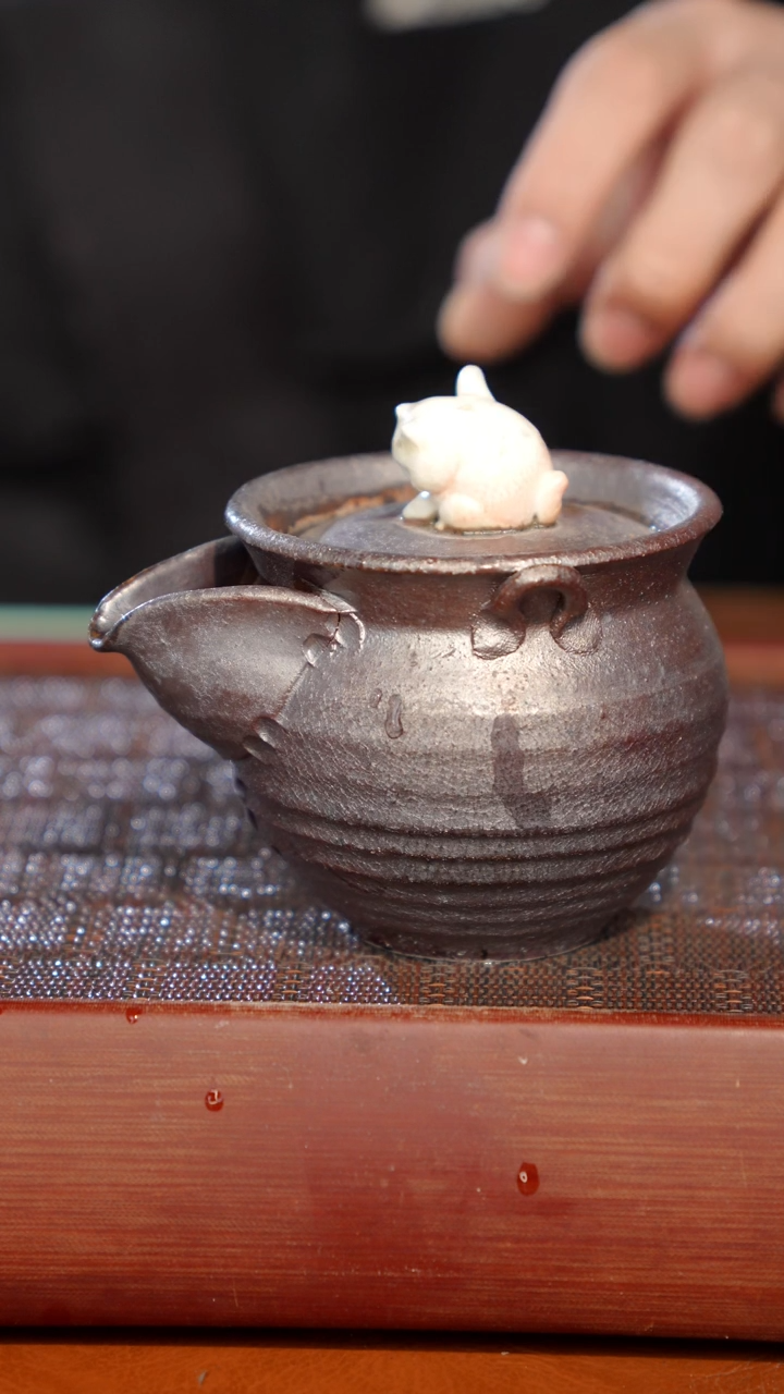 陶瓷旺****?奢瓷/瑞寅柴烧茶器（宝瓶）238瑕疵