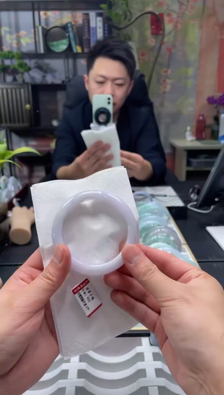 未镶嵌手镯翡翠4770****