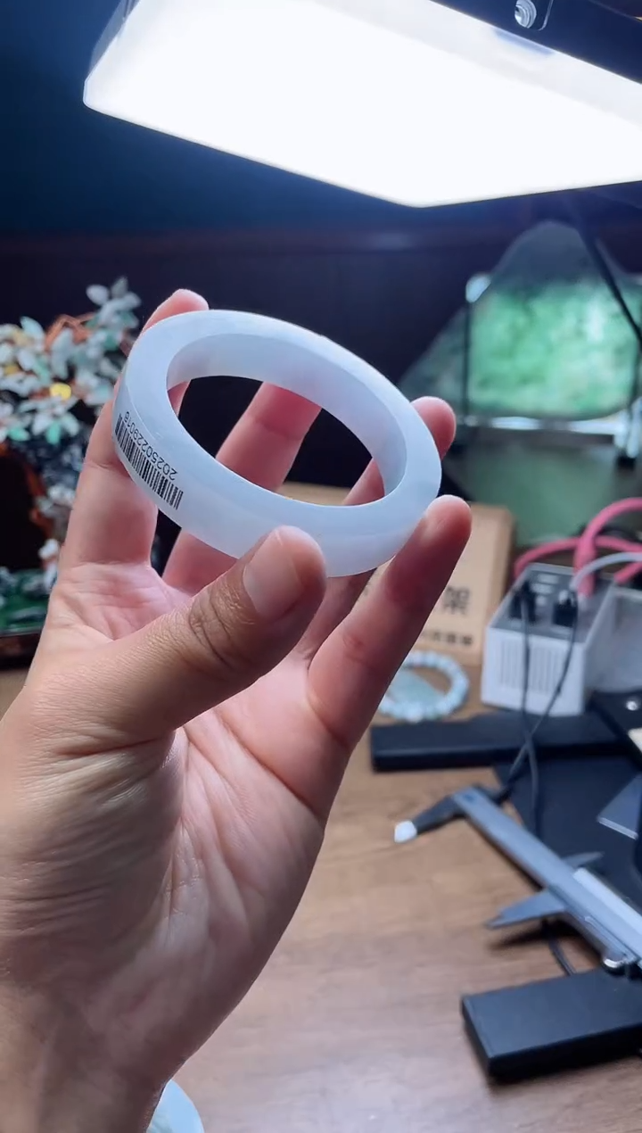 【闪购商品】定制翡翠手镯未镶嵌定制