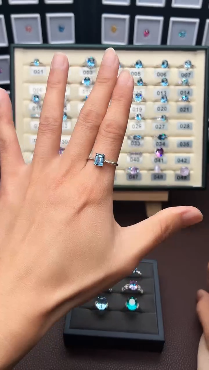 银S925镶嵌戒圈海蓝宝石1111