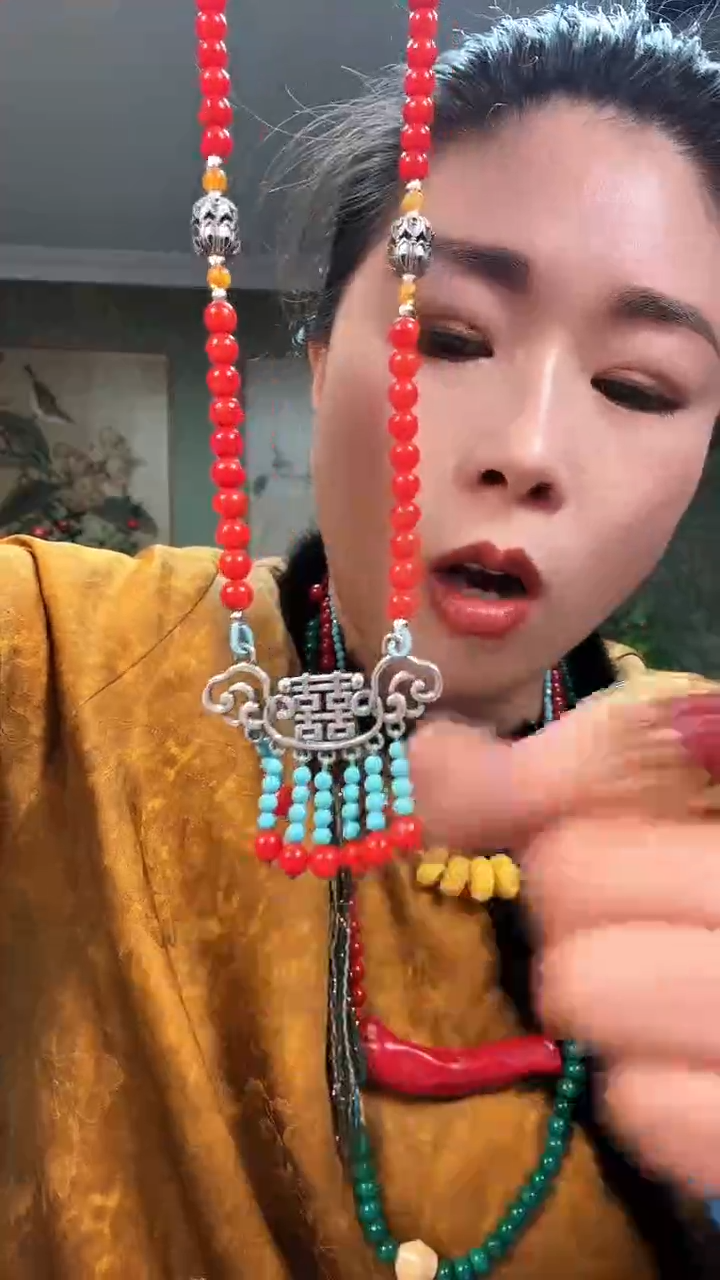 【闪购商品】树脂制品0000000T106