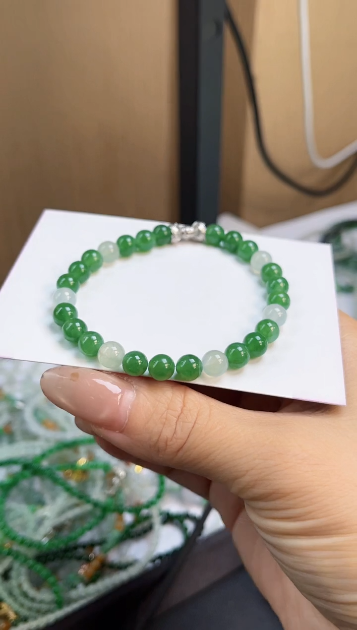 定制翡翠未镶嵌缅甸天然翡翠A货