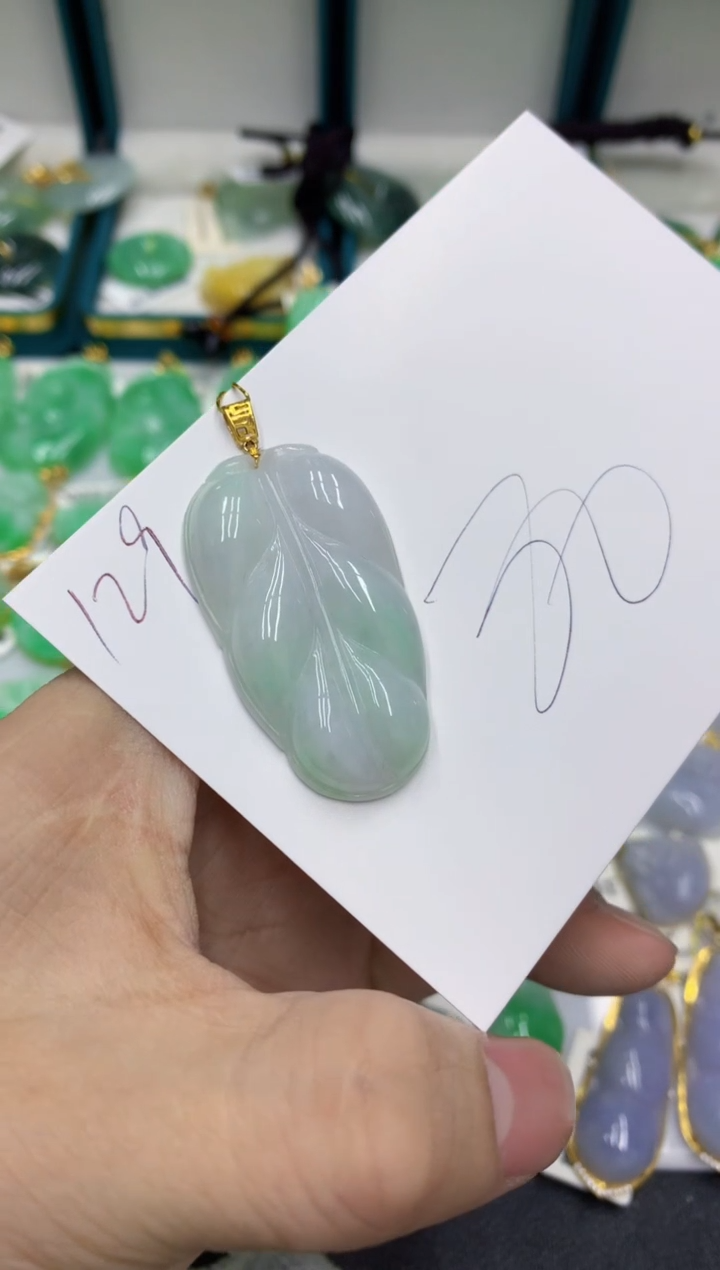 【闪购商品】翡翠颈饰18K金镶嵌号链接11111