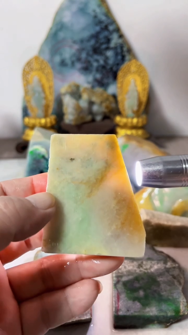 【闪购商品】翡翠吊坠(不含链)未镶嵌A542