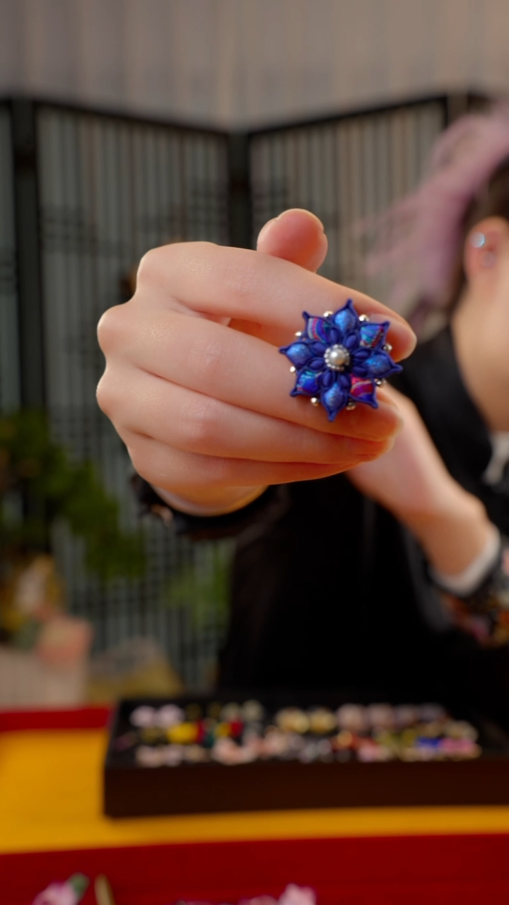 刺绣萱*子非遗绒花手工饰品