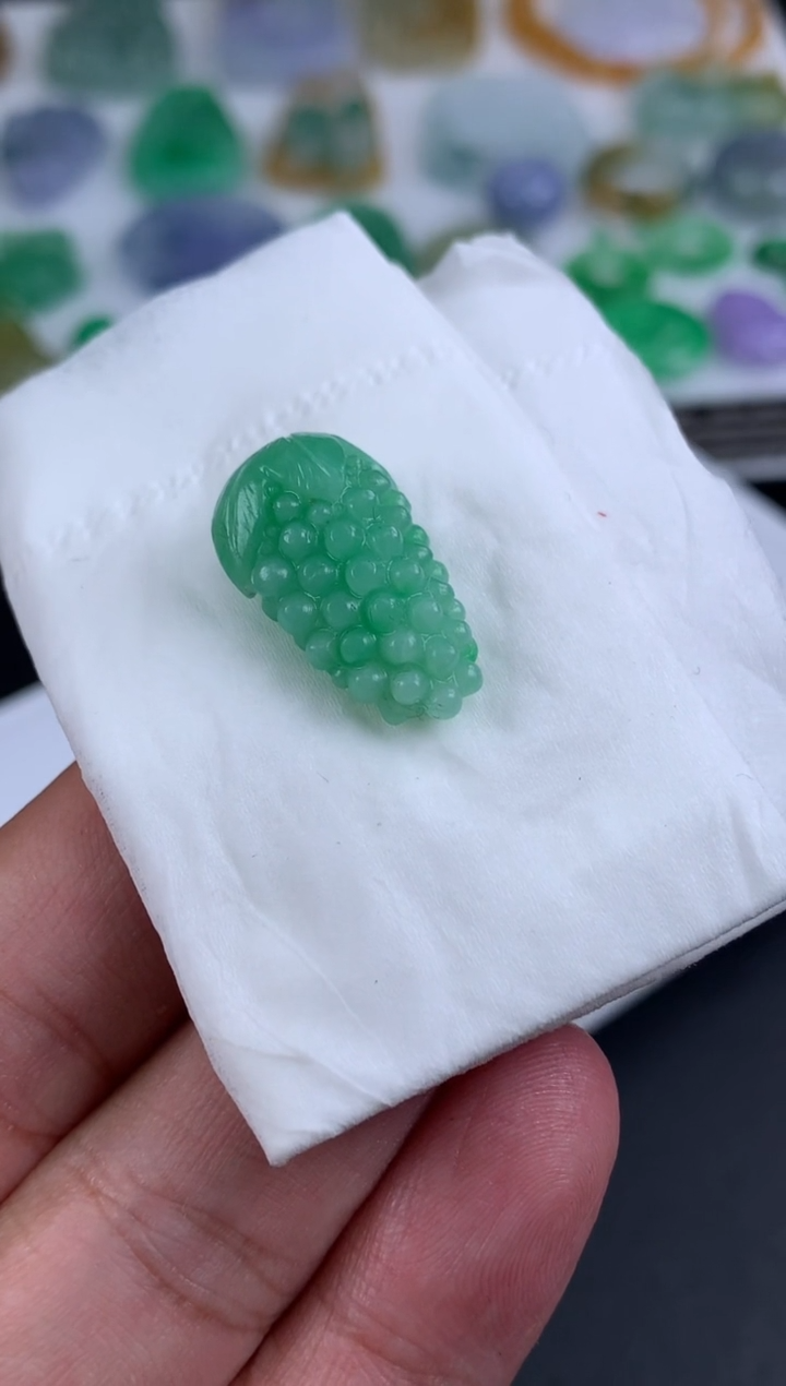 【闪购商品】定制翡翠未镶嵌翡翠