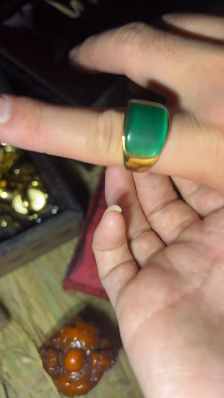 翡翠戒指18K金镶嵌闪购高端商品链接