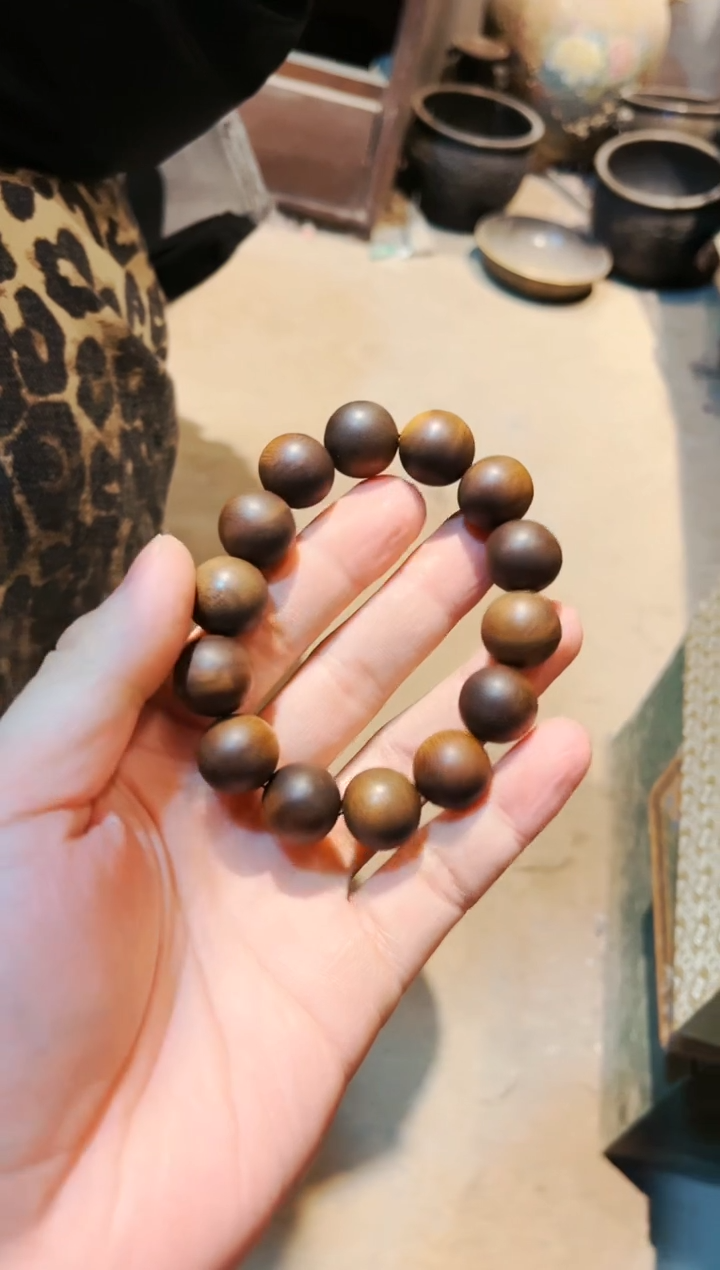【闪购商品】沉香木手串七七专属精品链接111