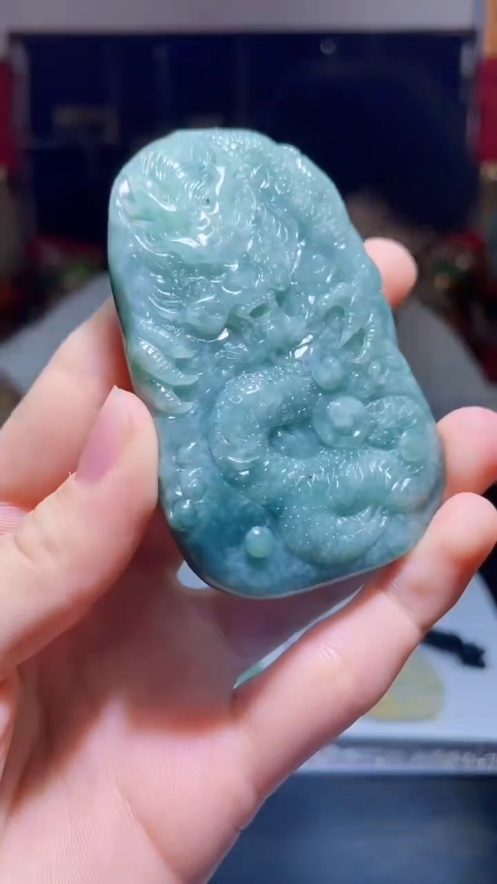 【闪购商品】翡翠吊坠(不含链)未镶嵌E55
