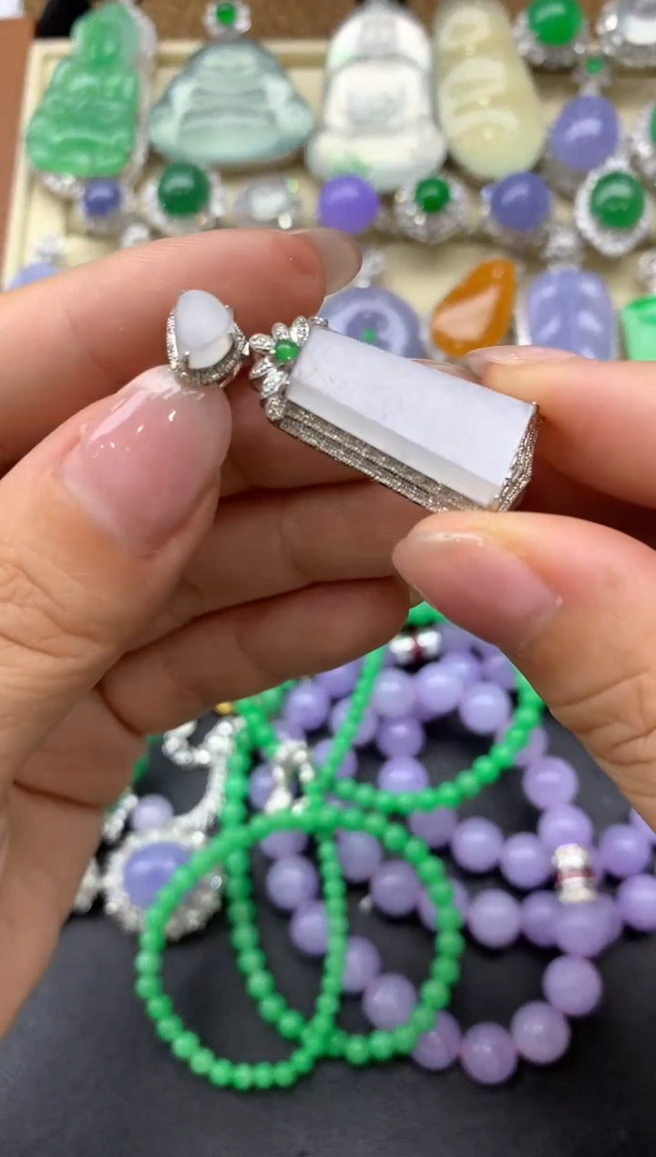 【闪购商品】翡翠颈饰18K金镶嵌197-中国好珍宝