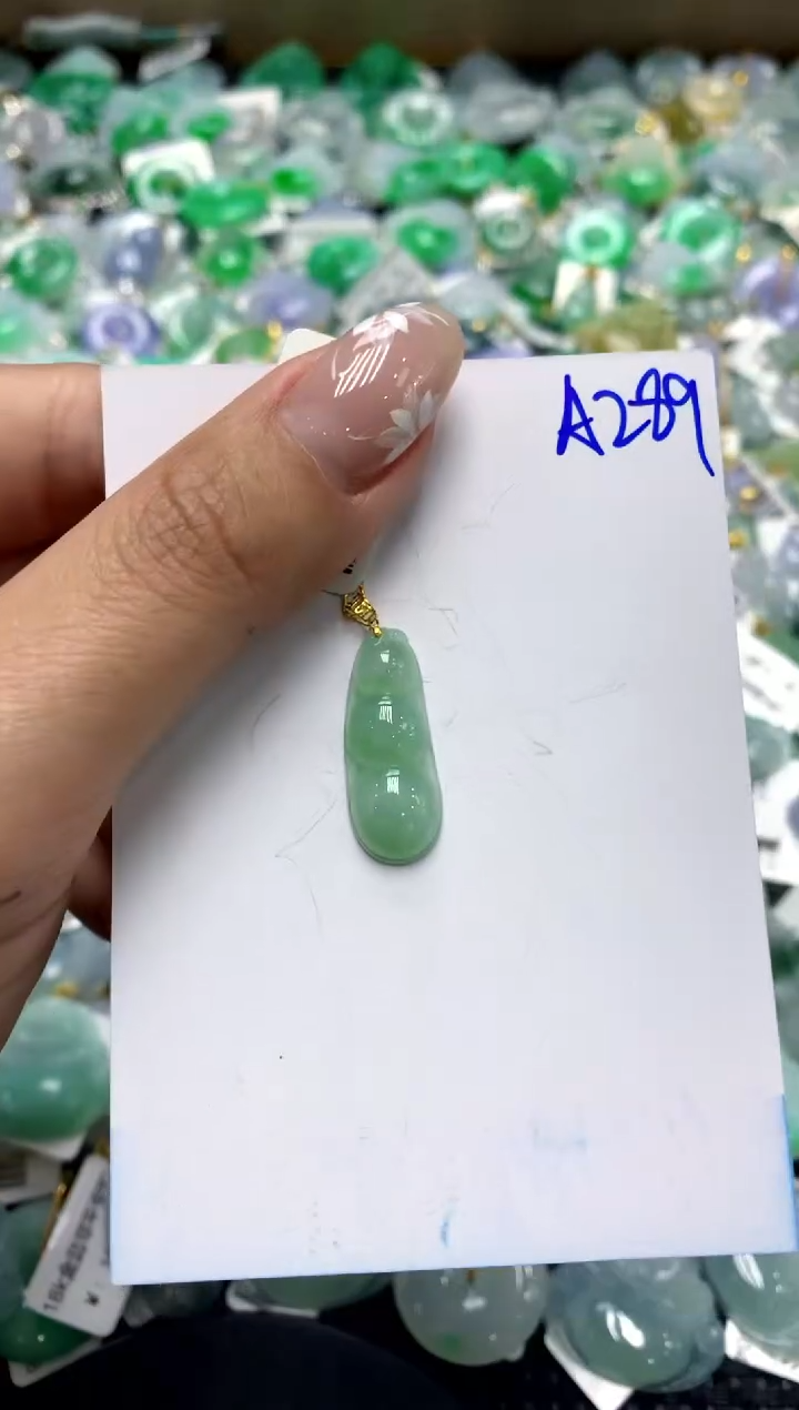 【闪购商品】翡翠颈饰18K金镶嵌111111111111111111