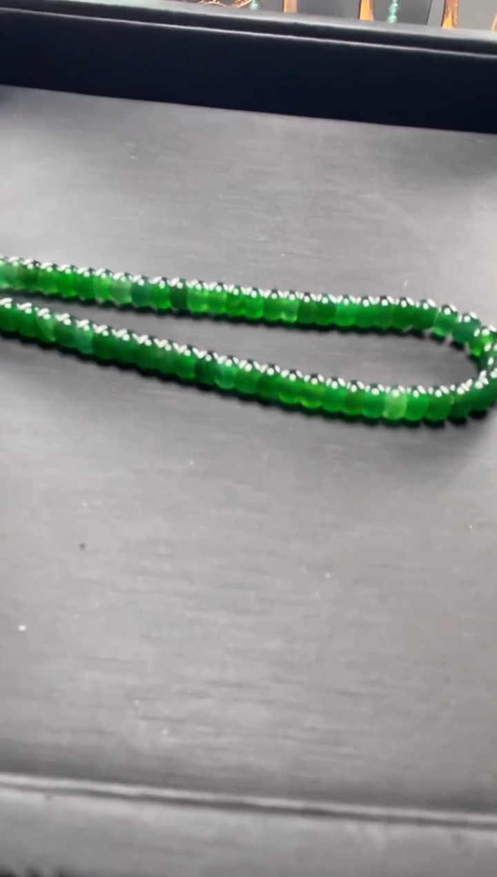【闪购商品】翡翠手链未镶嵌多样性发货68颗卡4