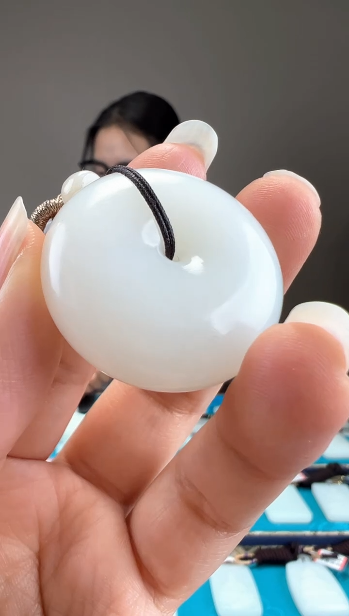 【闪购商品】和田玉未镶嵌颈饰1