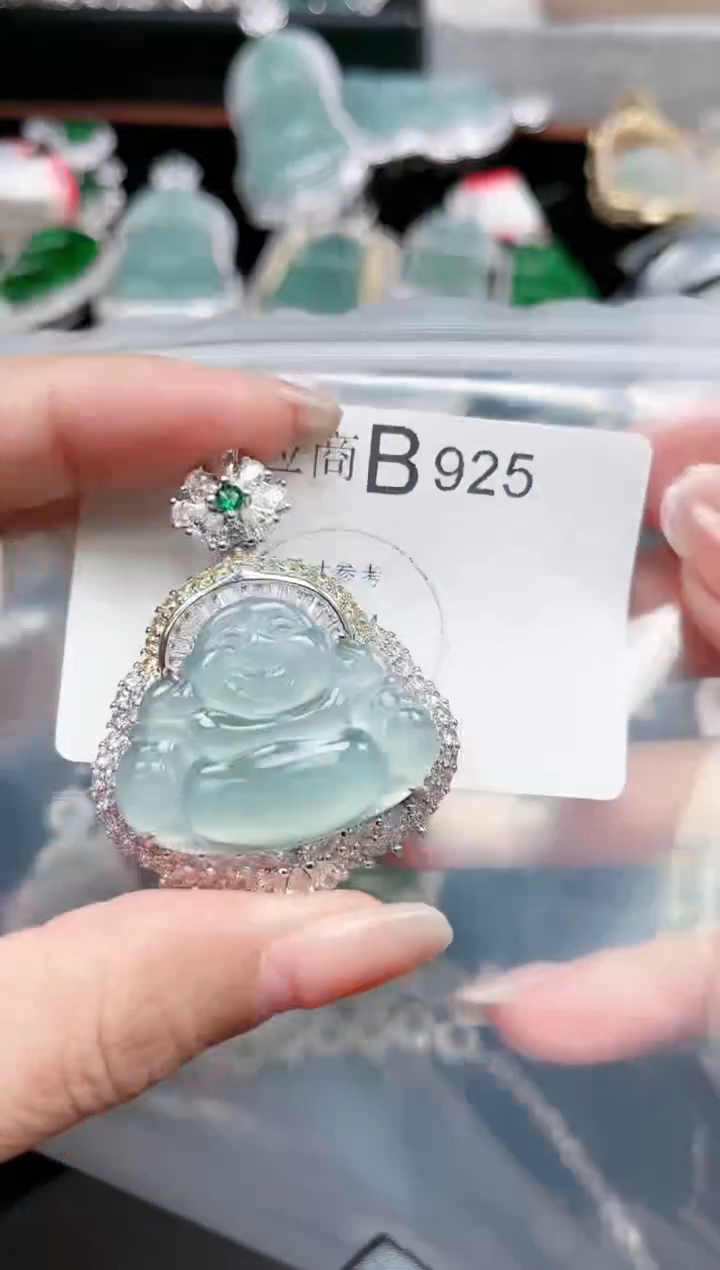 【闪购商品】翡翠颈饰未镶嵌925赠皮绳