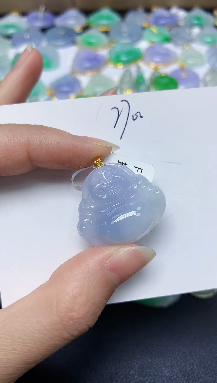 翡翠18K金镶嵌颈饰 天然缅甸翡翠A货