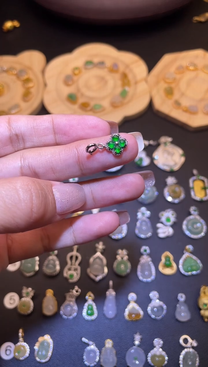 吊坠(不含链)银S925镶嵌翡翠1