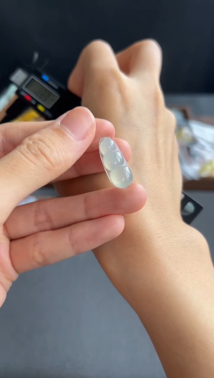 翡翠未镶嵌吊坠(不含链)306买断