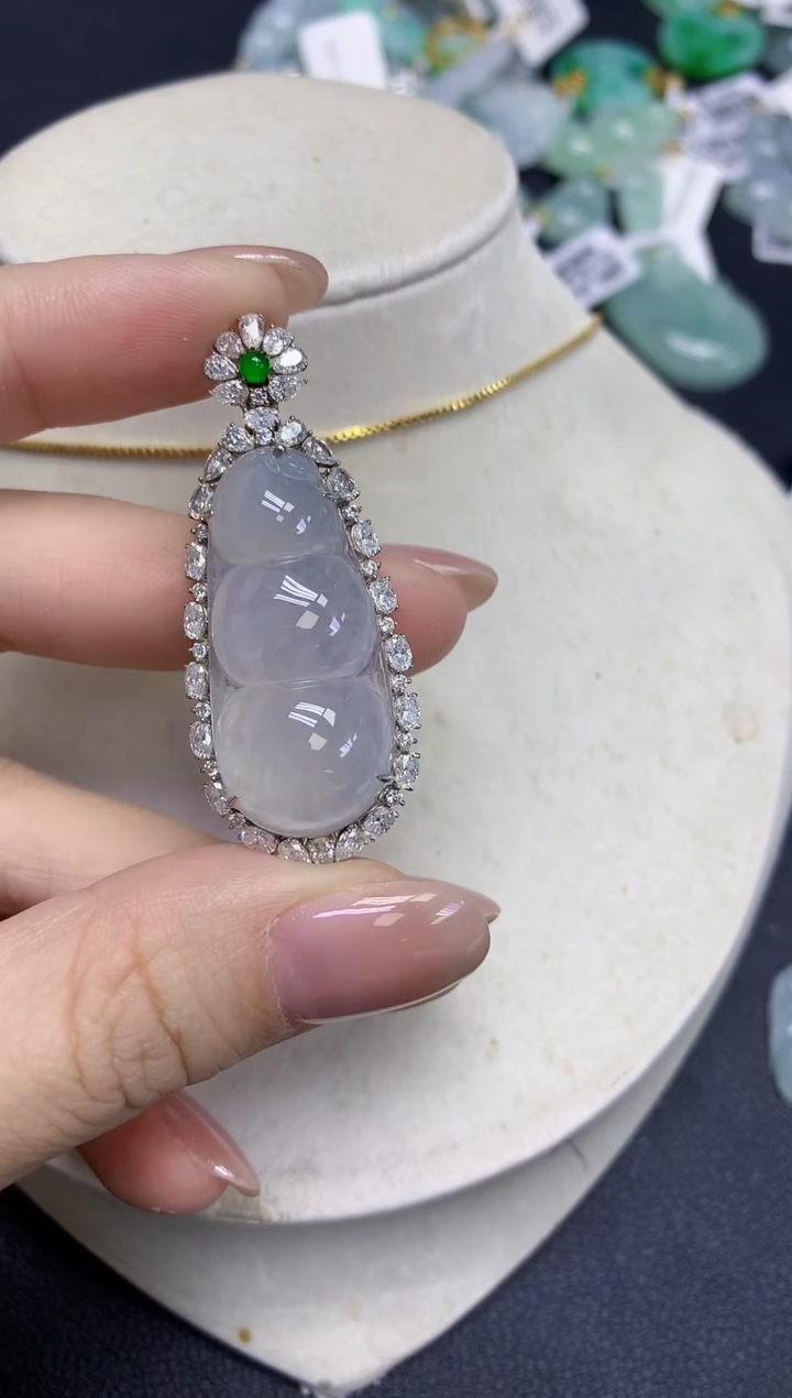 颈饰18K金镶嵌翡翠天然缅甸翡翠A货百元以上9元证书费自理