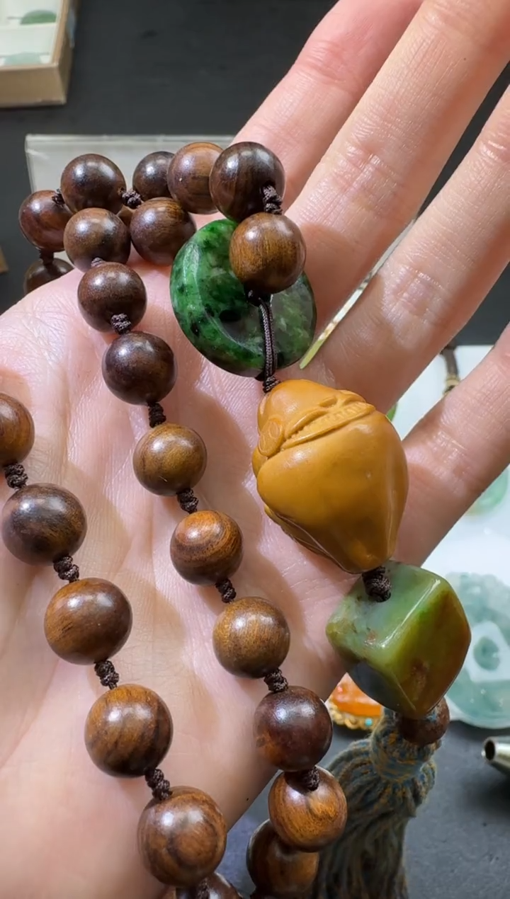 【闪购商品】翡翠颈饰未镶嵌00115121