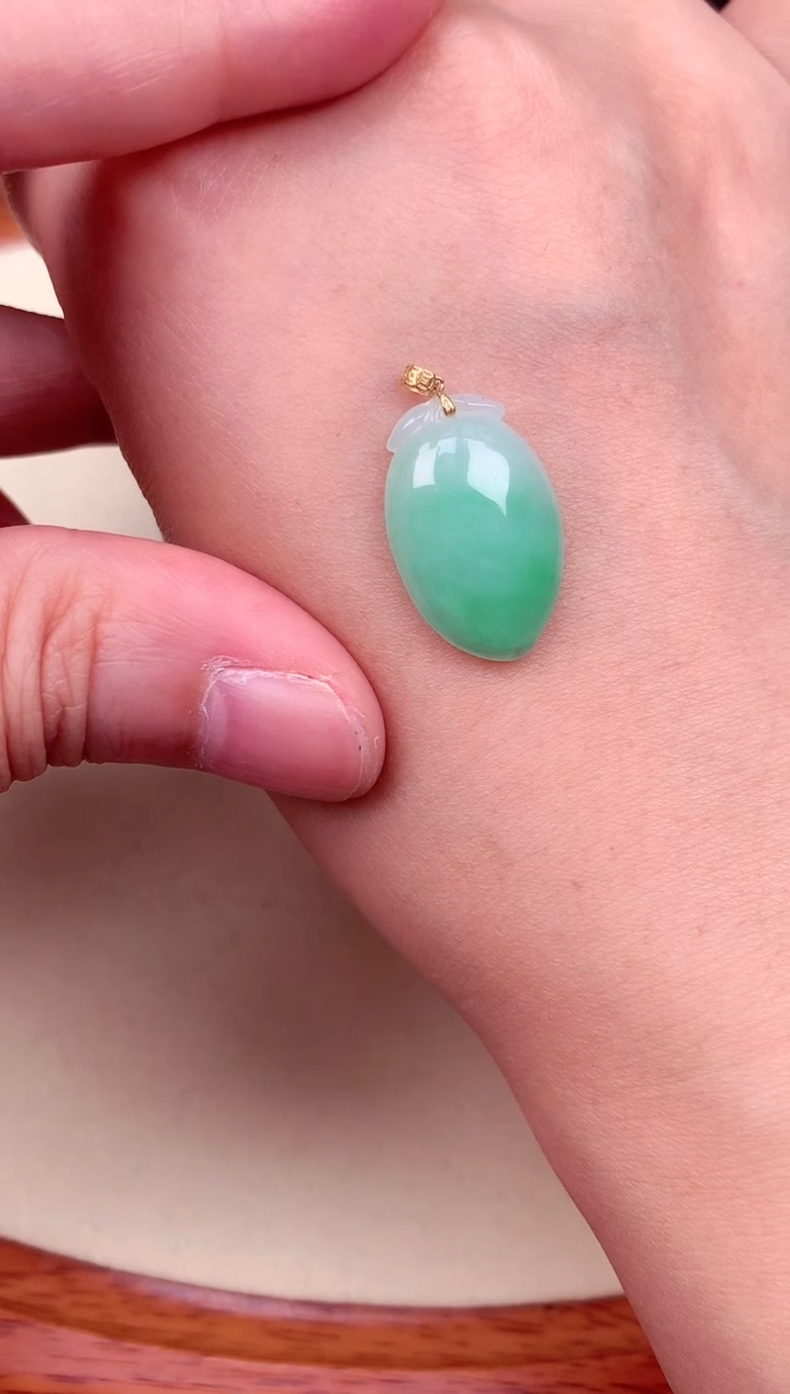 【闪购商品】翡翠吊坠(不含链)未镶嵌天然缅甸A货翡翠