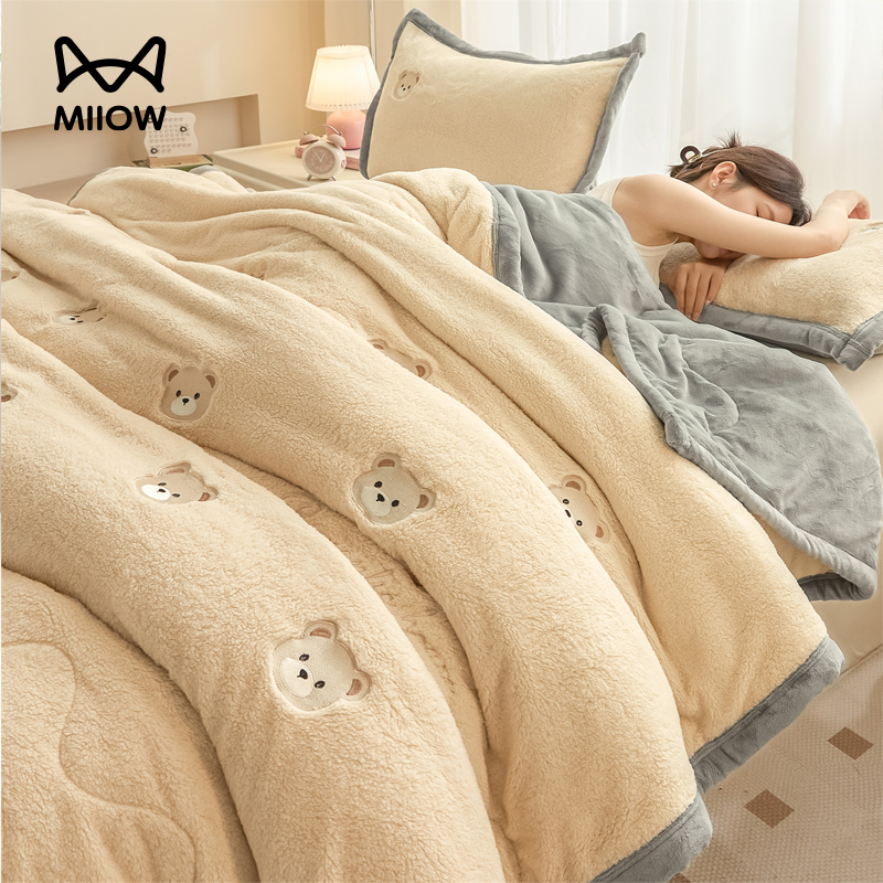 猫人珊瑚法兰牛奶绒毛毯加厚冬2025新款小盖毯办公室午睡沙发毯子