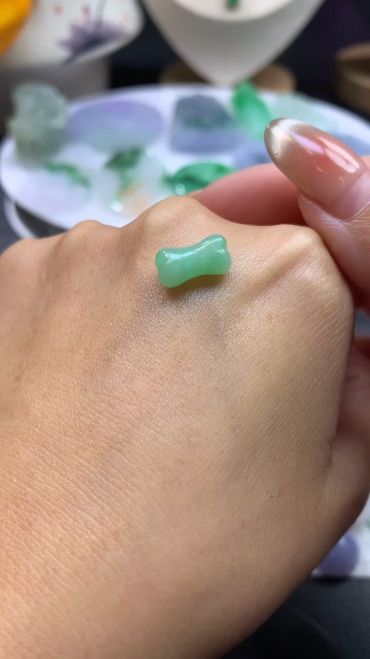 【闪购商品】定制翡翠未镶嵌翡翠