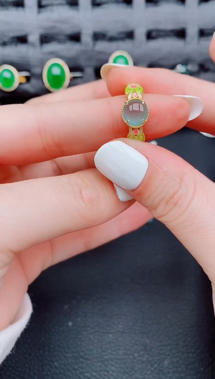 【闪购商品】翡翠戒指银S925镶嵌天然a货翡翠888