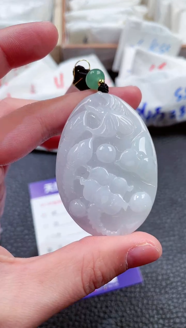 【闪购商品】翡翠颈饰未镶嵌00009554