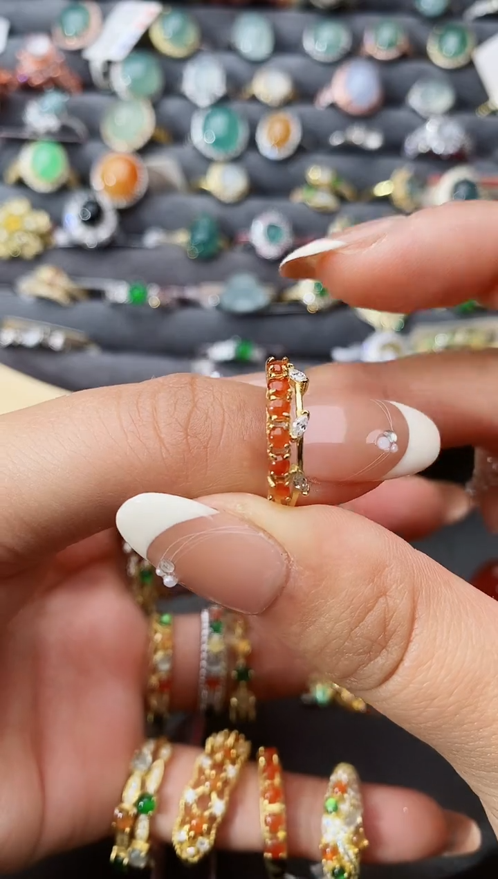 【闪购商品】翡翠戒指银S925镶嵌瑞丽市颜玉珠宝