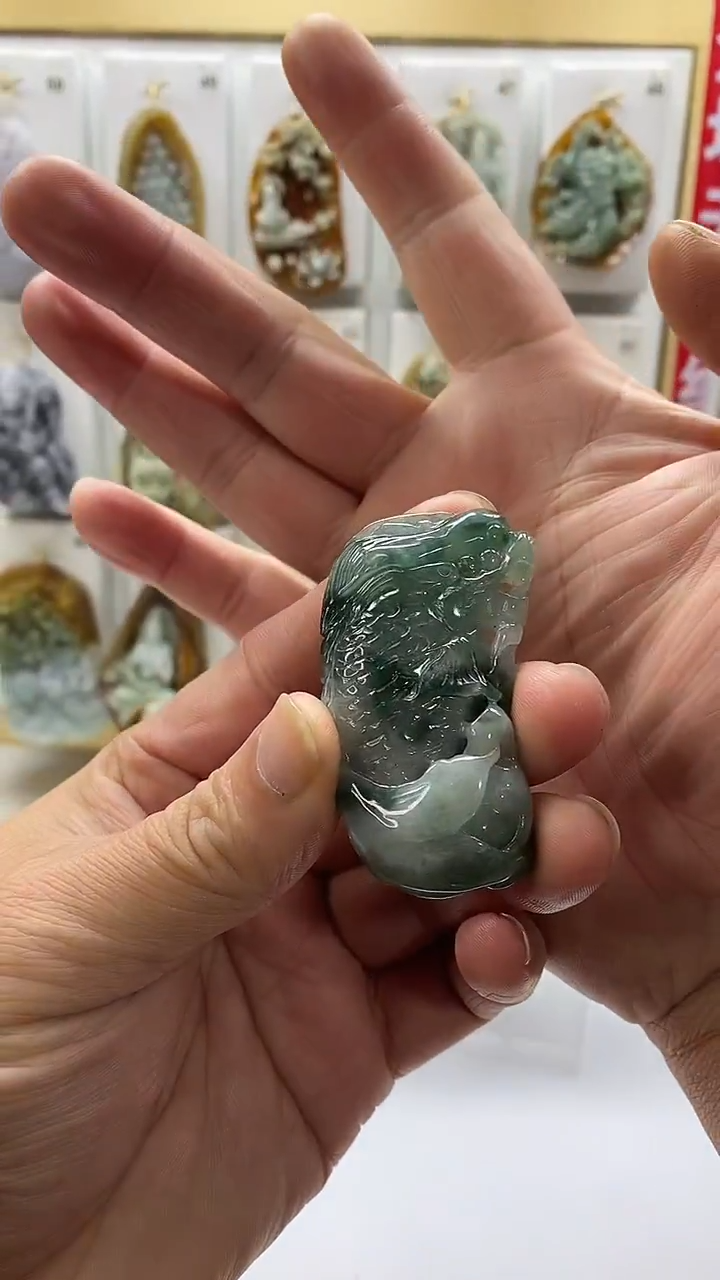 颈饰未镶嵌翡翠翡翠A货2025/12/28