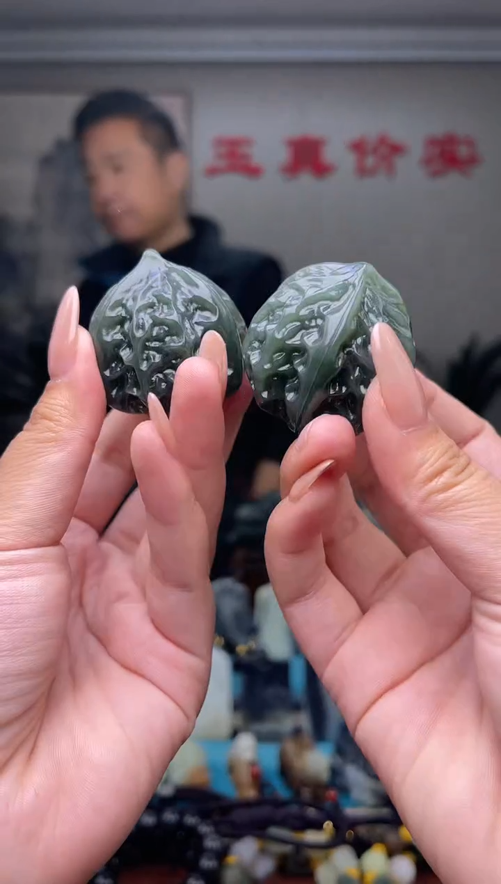 未镶嵌和田玉挂件1