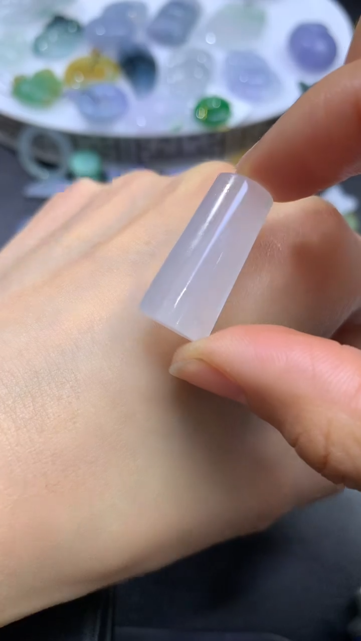 【闪购商品】定制翡翠未镶嵌翡翠