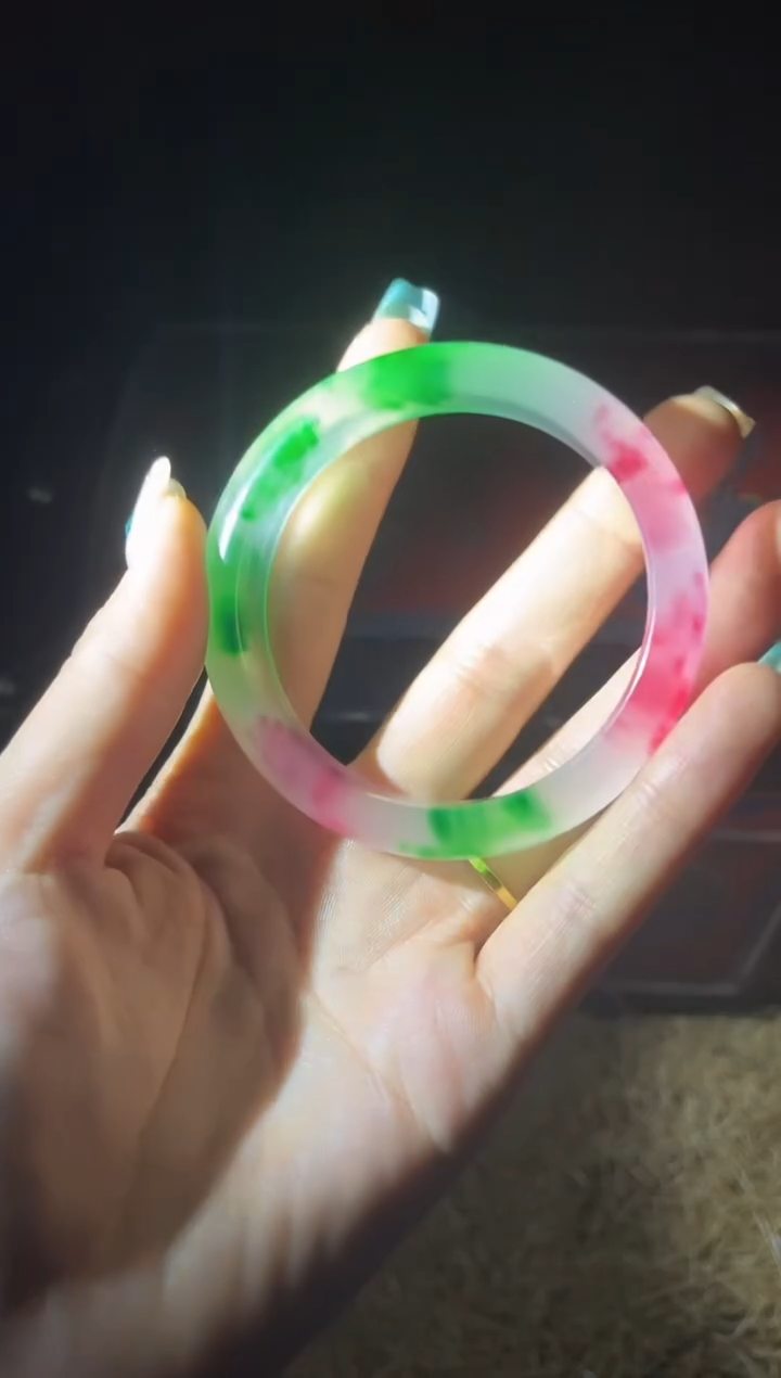 【闪购商品】【闪购商品】春带彩手镯一个