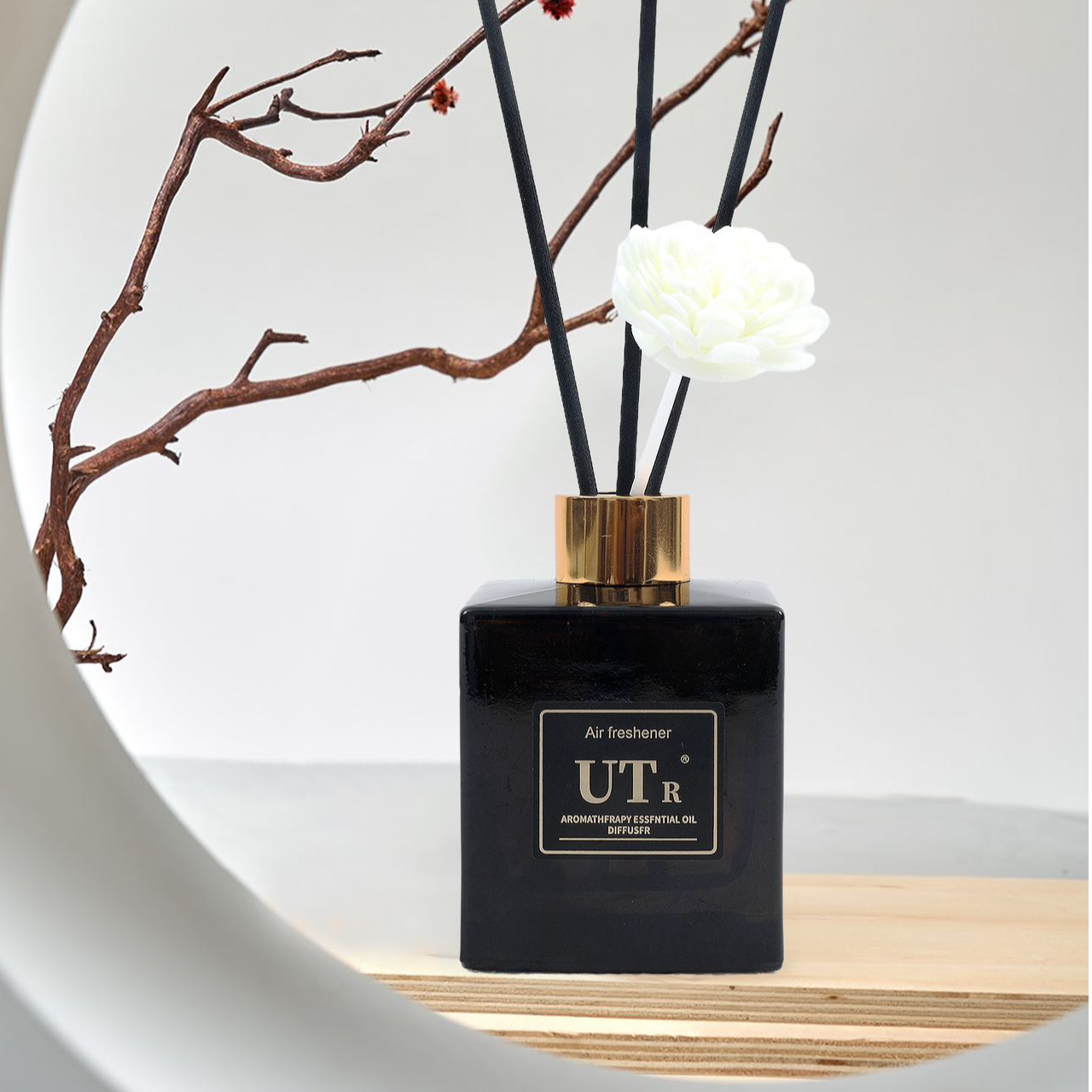 UTR200ml无火香薰家用持久留香净化卧室客厅卫生间除臭除异味清新