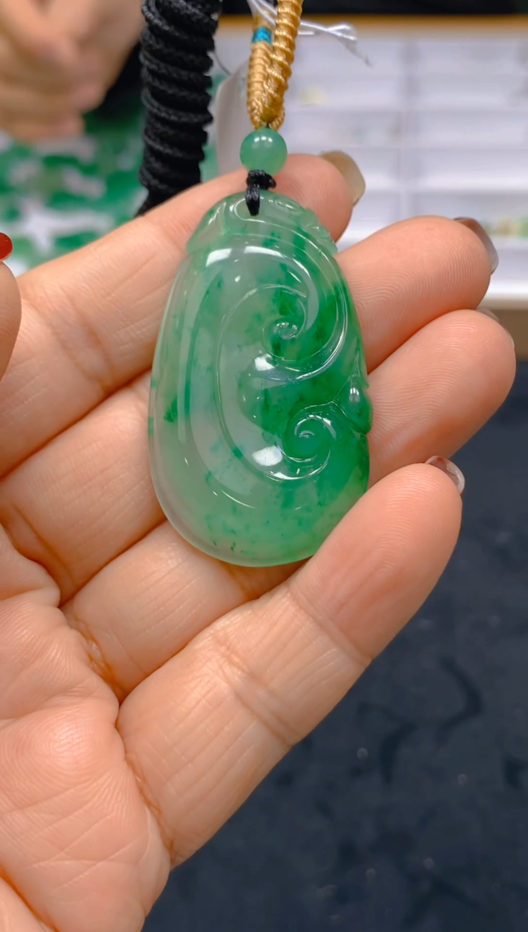 【闪购商品】石英质玉颈饰未镶嵌天然冰美人非洲翠025