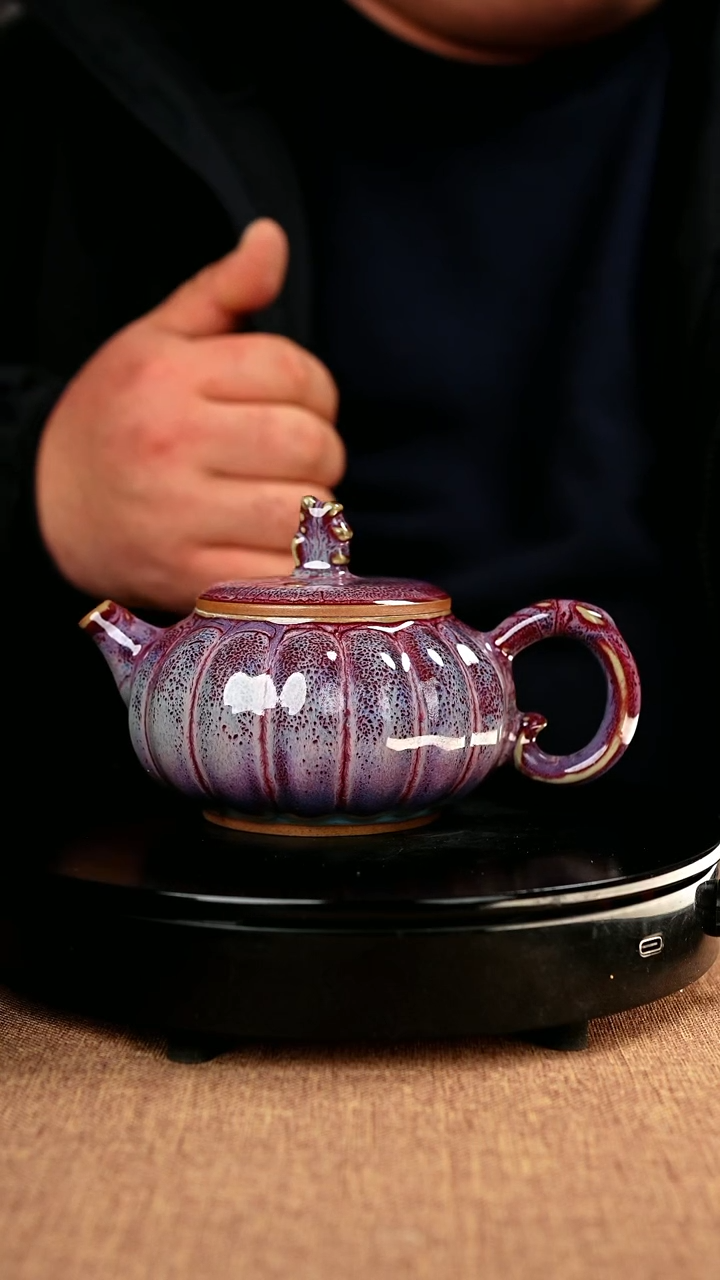 【闪购商品】686#国工一级品原矿钧瓷炉钧釉金瓜壶