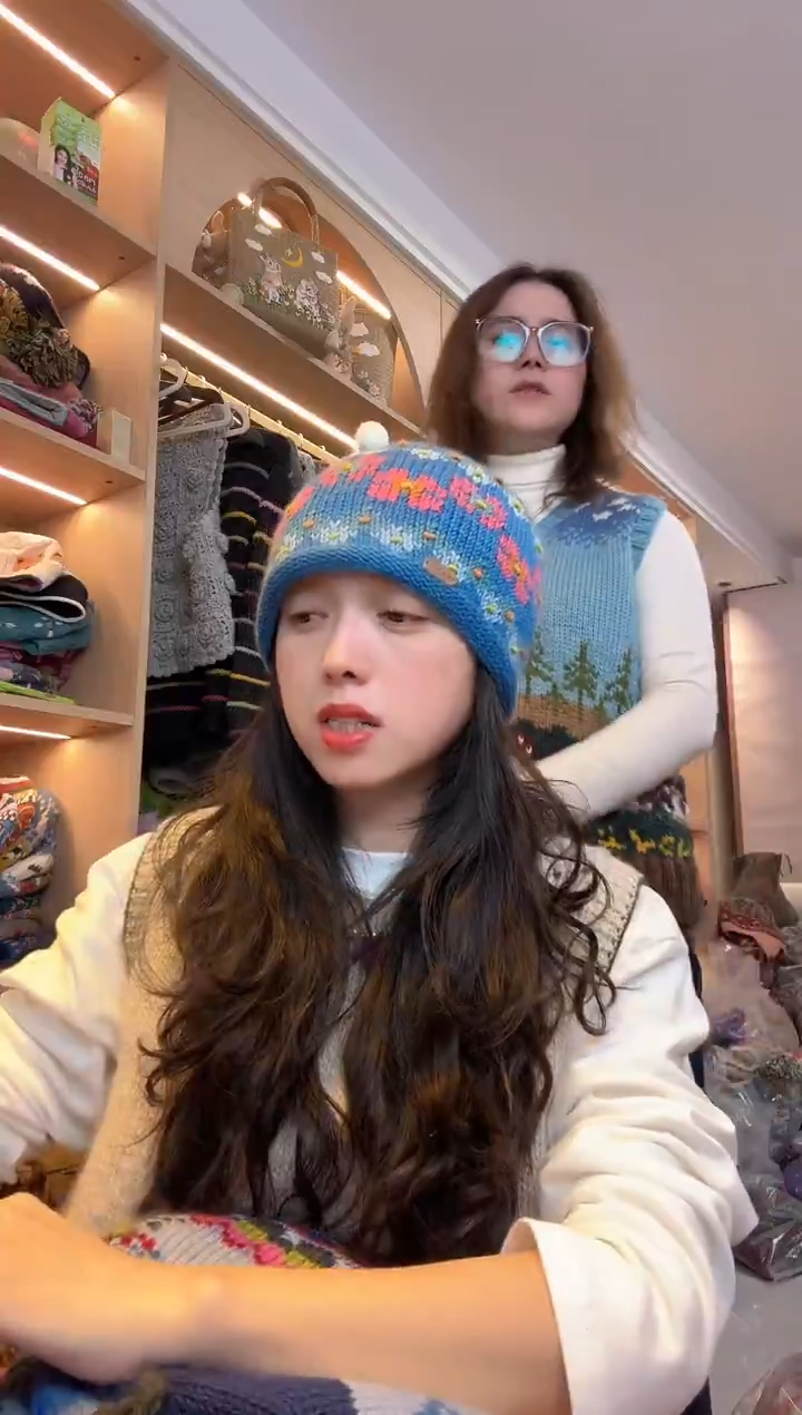 羊毛美利奴蓝色樱花帽（头围57以内）