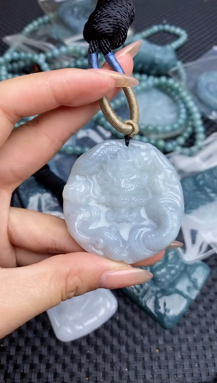 【闪购商品】翡翠颈饰未镶嵌11111111