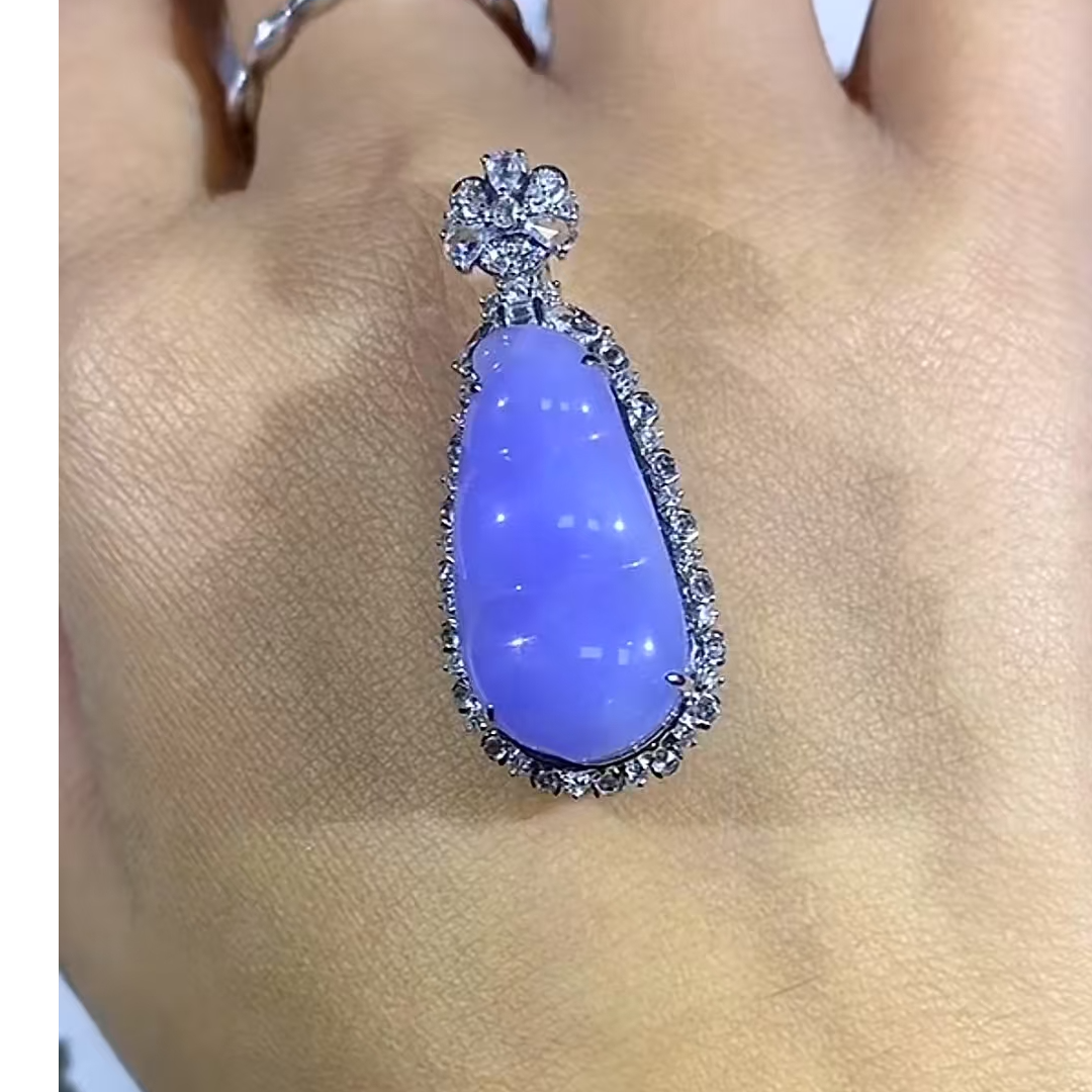 天然缅甸A货翡翠高冰满紫豆子