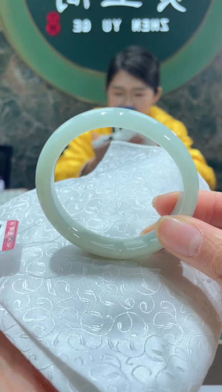 【闪购商品】翡翠手镯未镶嵌546900000