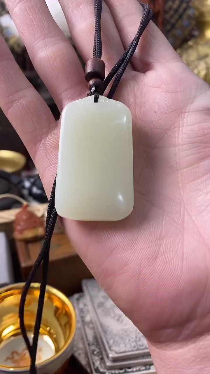 颈饰未镶嵌石英质玉-------主播推荐-------