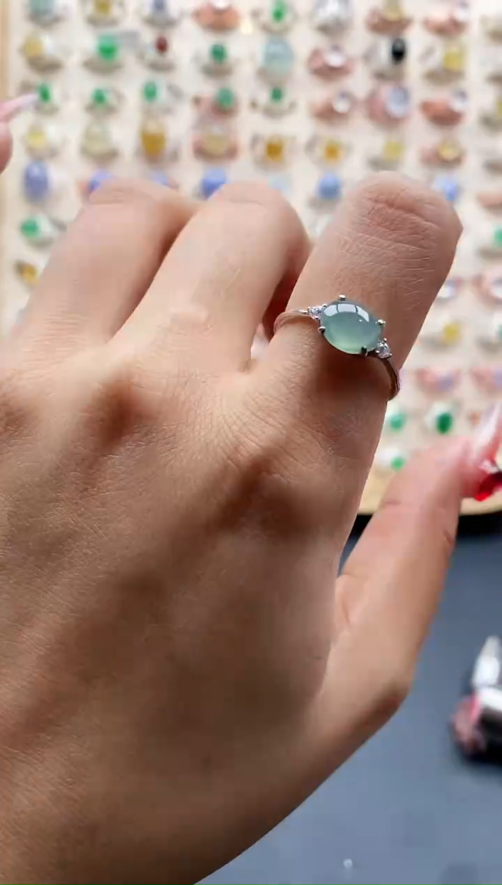 【闪购商品】翡翠戒指银S925镶嵌缅甸天然A货翡翠444 10+4