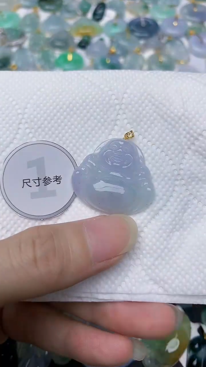 颈饰18K金镶嵌翡翠天然A货翡翠