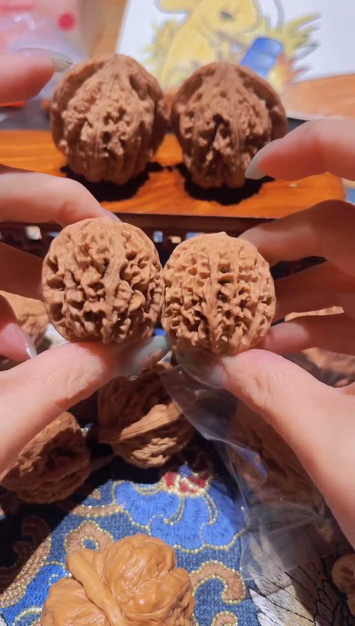 把件文玩核桃050秦闷35