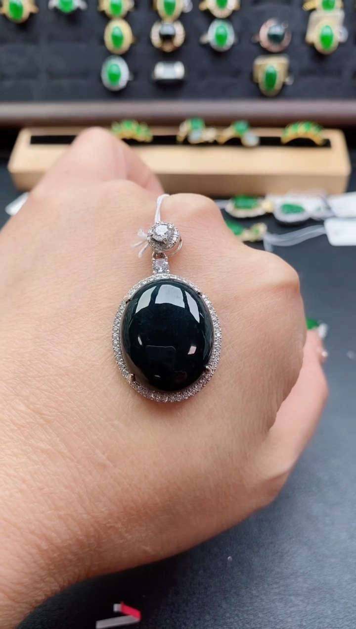 吊坠(赠链)银S925镶嵌翡翠1