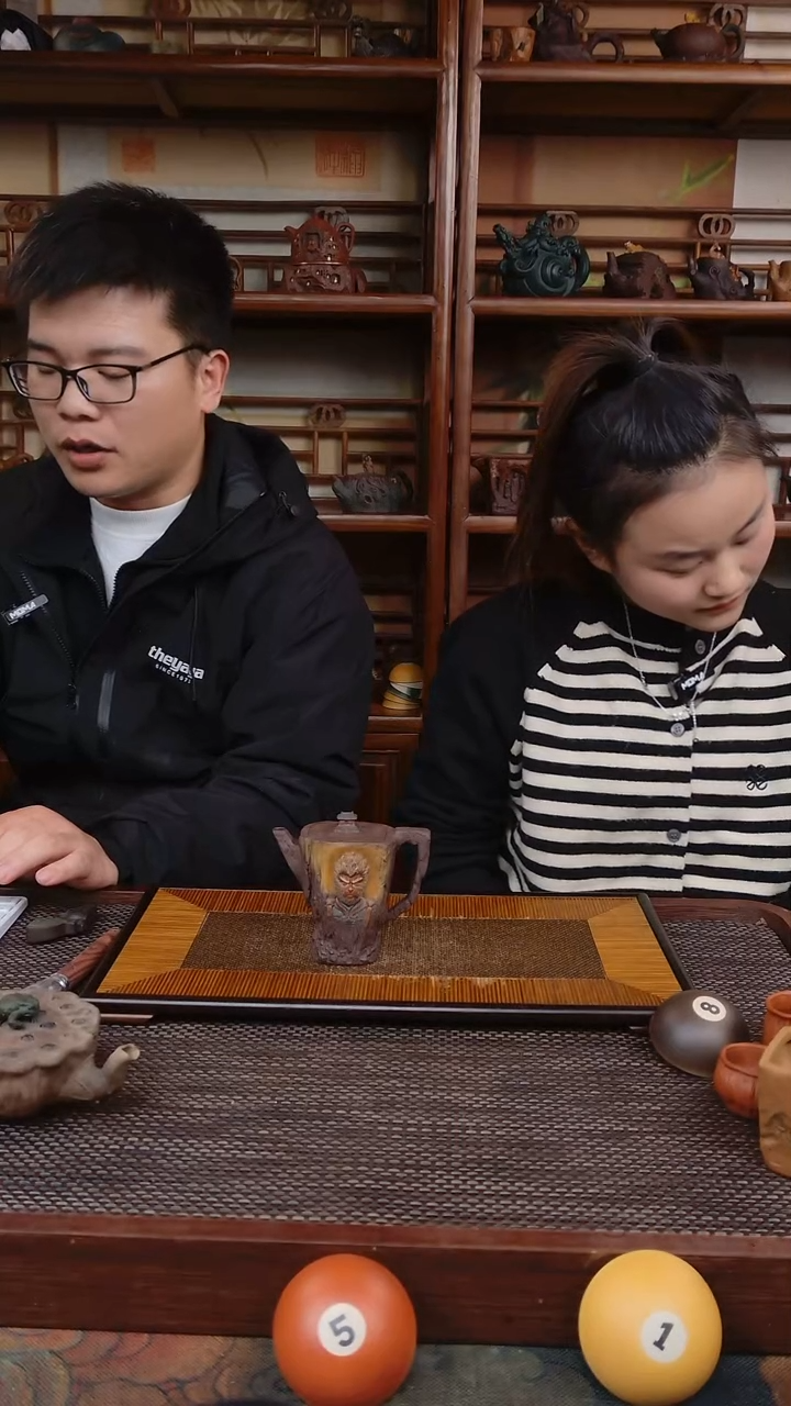 【闪购商品】紫砂茶壶悟空 紫砂壶 老紫泥