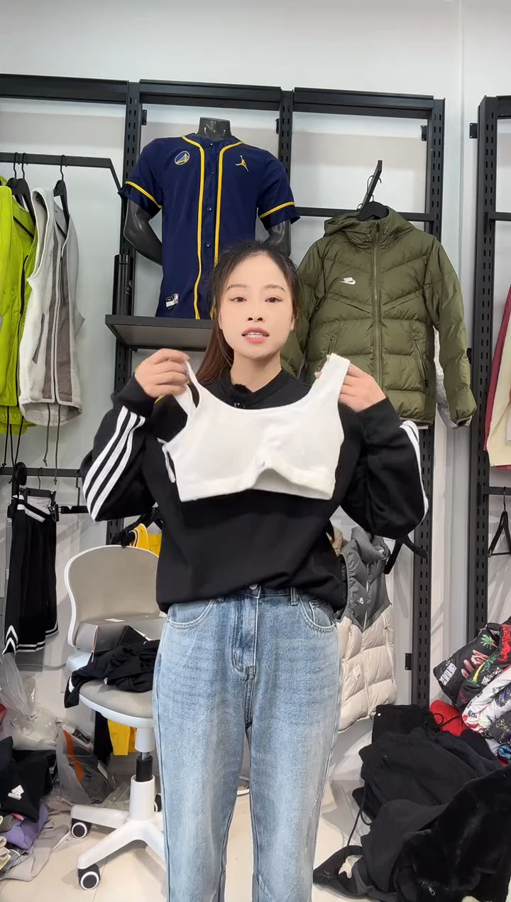 3638闪购编码 Nike/Jordan运动卫衣裤以直播间过款为准 尺码  m