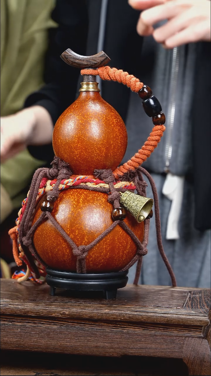 YB103复古网兜款天然酒葫芦（一物一拍）